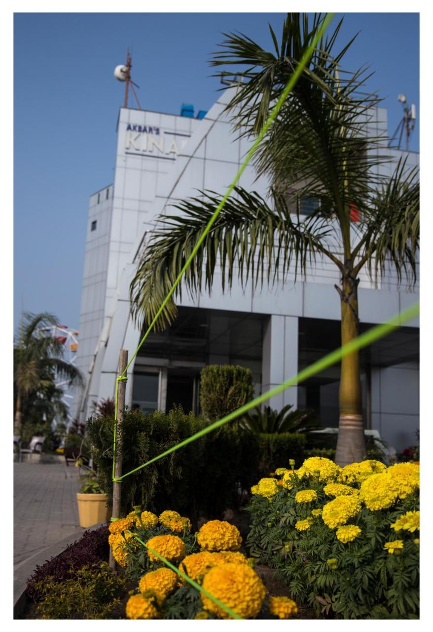 Hotel Akbars Kinara Sialkot Exteriör bild